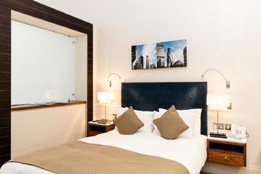 آپارتمان Master Cannon