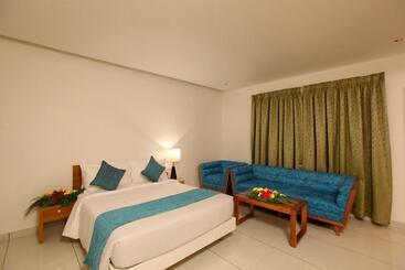 Hotel Harivaram Yuga