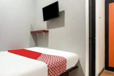 Hotel Collection O 91226 M Kostel Syariah