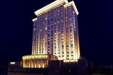 Отель Victory International