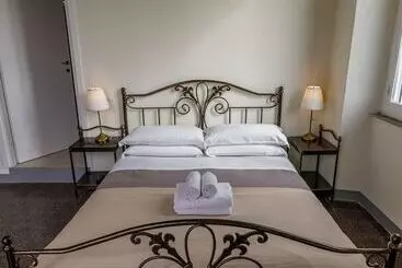 Pensió Onlyrooms Iv   Sea View & Free Parking