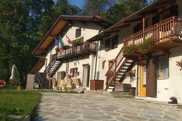 ペンション Borgata Lirola