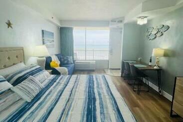 شقة فندقية Daytona Beach Resort Oceanfront Condostudio