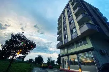 アパートホテル Elva Suites Ardeşen