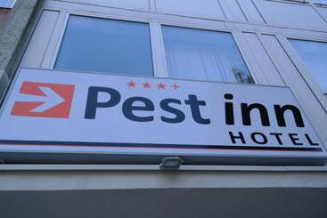בית מלון כפרי Pest Inn
