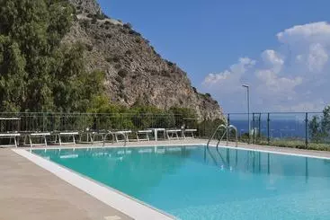 Turistihuoneistot Villa Santa Barbara