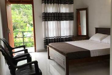 Pension (Hôtel basse catégorie) Saman Villa