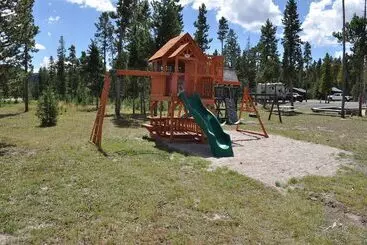 Lomakeskus Crooked Creek Guest Ranch