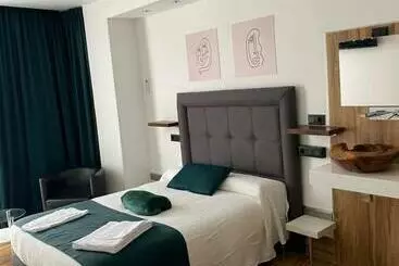 Bed and Breakfast Ilustre Rooms By Beehive Vacances