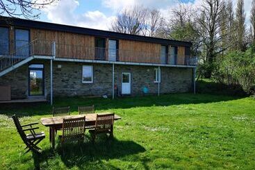 민박 La Passerelle