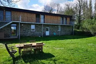 ベッドアンドブレックファースト La Passerelle