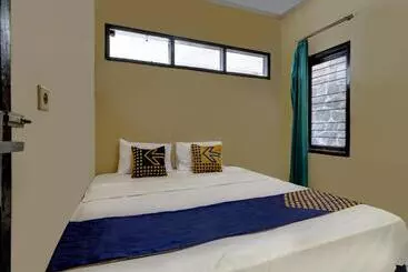 Hotel Spot On 91116 Pelangi Residence Syariah