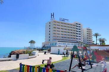 هتل آپارتمان La Zenia Beach House
