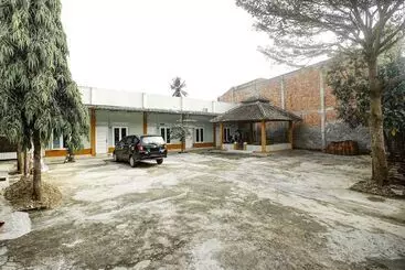Hotel Reddoorz Syariah Near Institut Darmajaya Lampung
