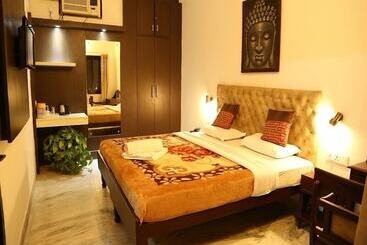 Hotell Divine Ganga Cottage