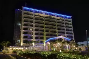 هتل Naha Beach Side