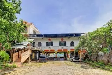 Hotel Oyo 91042 Hawaina