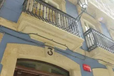 Apartamentos Armanya 3