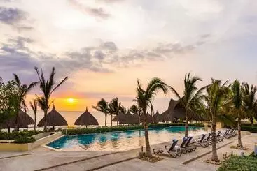 Dreams Karibana Cartagena Golf & Spa Resort