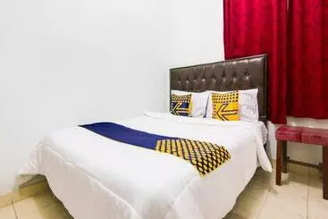 هتل Oyo 91063 Kost Bunga