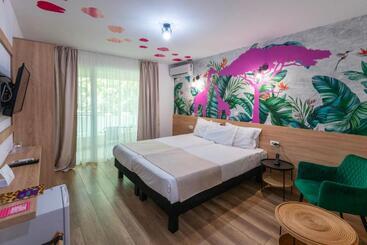 هتل Ibis Styles Venus
