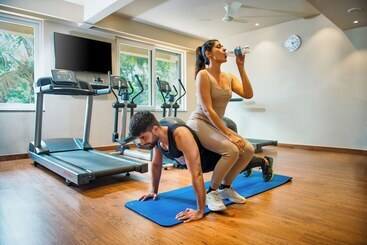 Отель Fairfield By Marriott Goa Calangute