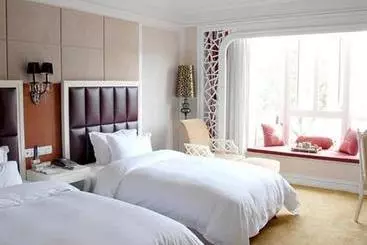 Hotel Baolong Garden