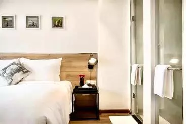 C Central Hotel  đề Thám Bùi Viện Walking Street