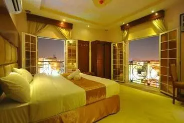 Huoneistohotelli Kinda Suites