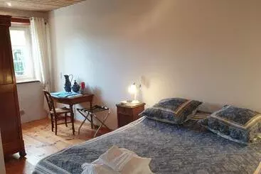 Pensió Les écuries
