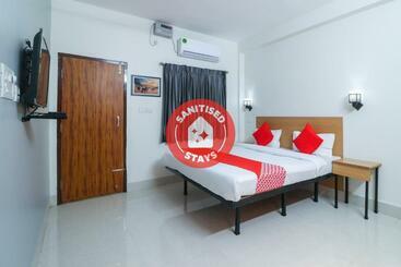 Hotel Fabexpress Crystal Stay