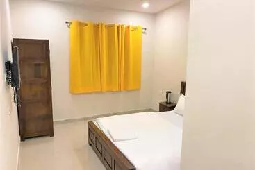 Bed and Breakfast Shikhar Bunglow   A Stunning Valley View Bungalow In Mount Abu