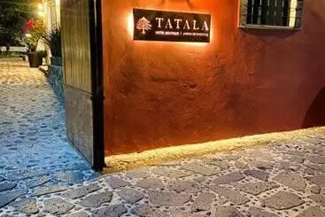 Tatala Hotel & Garden