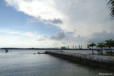 Bluejaz Resort And Waterpark