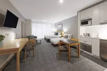 Hotel Quest Brighton On The Bay