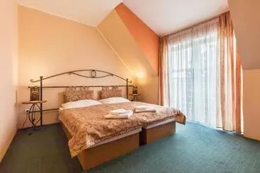 Kyjovský Pivovar   Hotel, Restaurace, Pivní Lázně