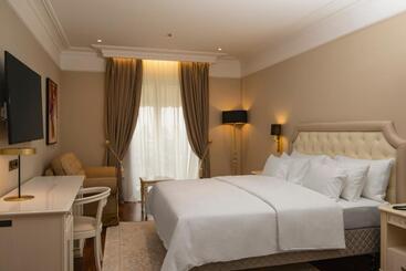 Radisson Collection Morina Hotel, Tirana