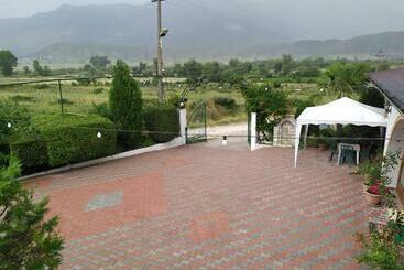 فندق Restorant Viktoria