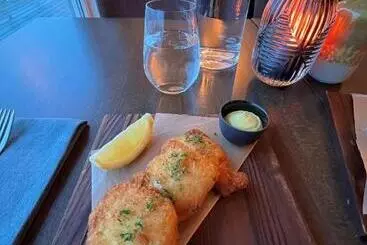 リゾートホテル Torsken Brygge