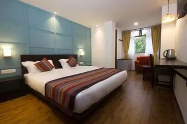 Pensão Bumblebee Bed & Breakfast