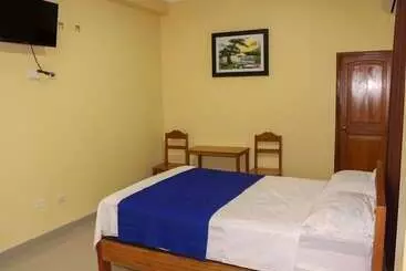 Hostel Hostal Cordillera Azul
