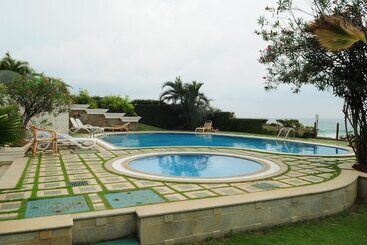 בית מלון כפרי Hindustan Beach Retreat