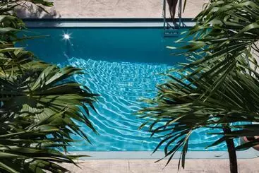 هتل Southernmost Inn Adult Exclusive