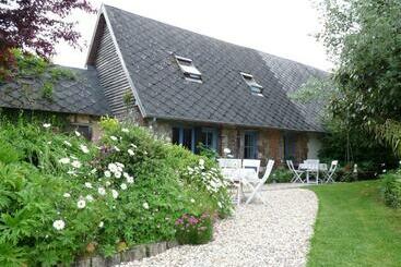 Bed and Breakfast Studio Duplex L Ecole Buissonnière