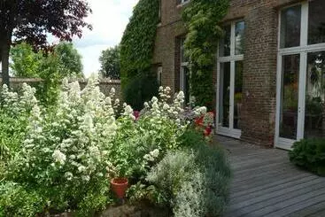 Aamiaismajoitus (B&B) Studio Duplex L Ecole Buissonnière