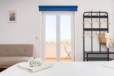 ベッドアンドブレックファースト Surf Yoga Ericeira Guest House