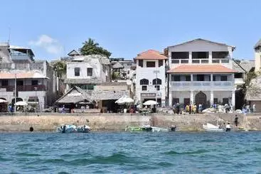 پانسیون Amu House