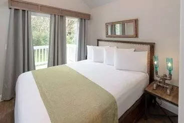 Hotelli Oceanside Beachfront Rv Resort