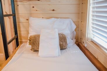 کلبه Tahoe Valley Campground