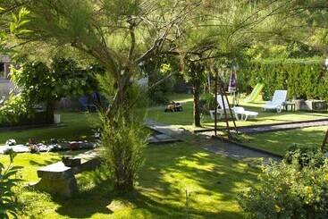 アパートホテル Sarl Aux Studios Du Parc